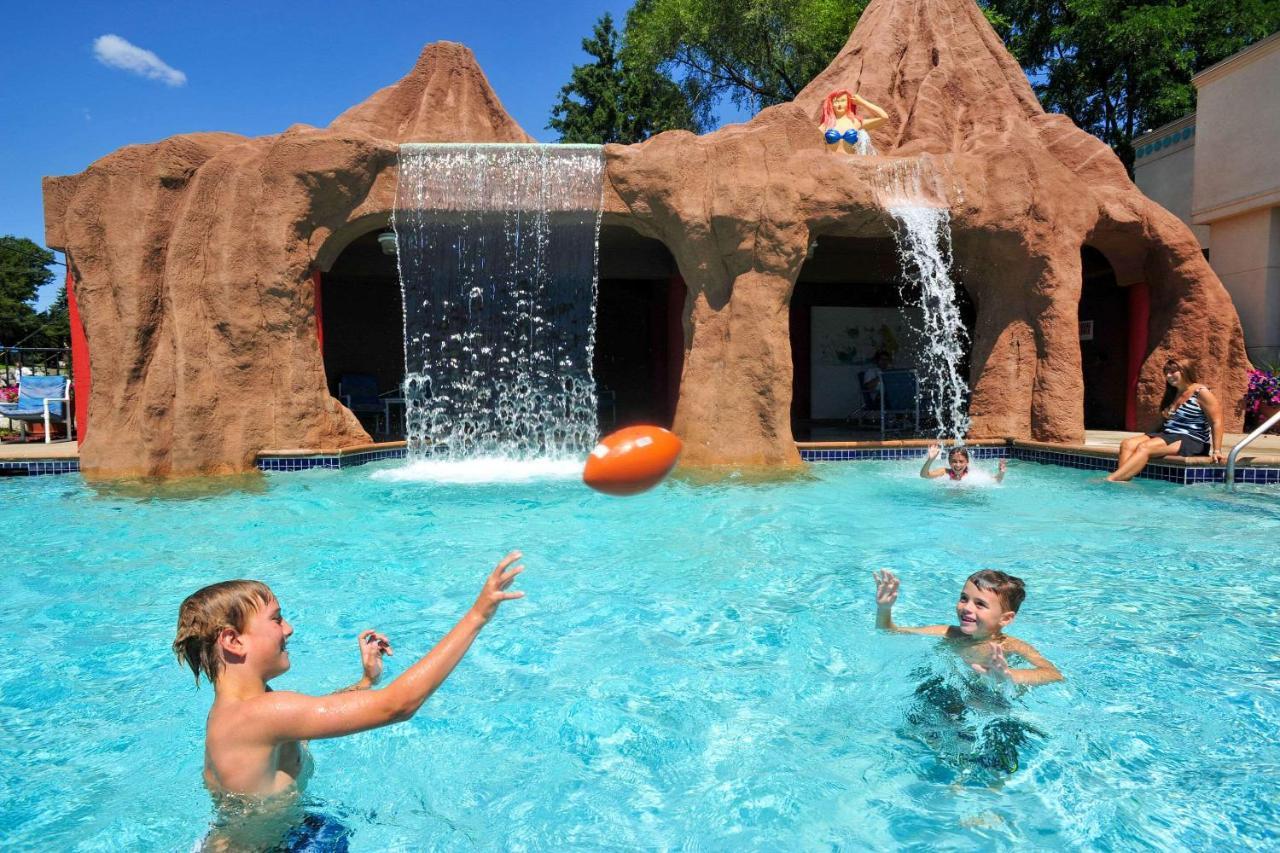 Atlantis Family Waterpark Hotel, Ascend Hotel Collection Lake Delton Dış mekan fotoğraf